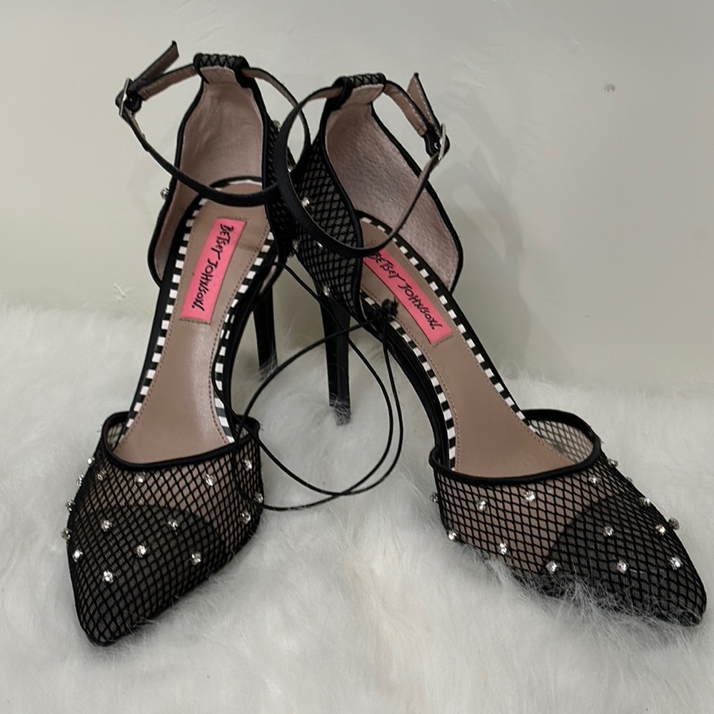 Betsey Johnson Princess of the Prom heels